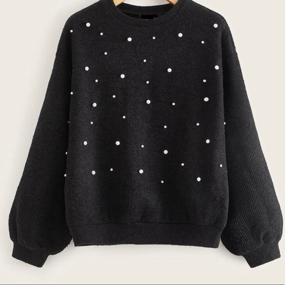 Black Sweatshirt 🖤